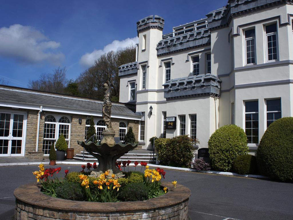 Stradey Park Hotel Llanelli Bagian luar foto
