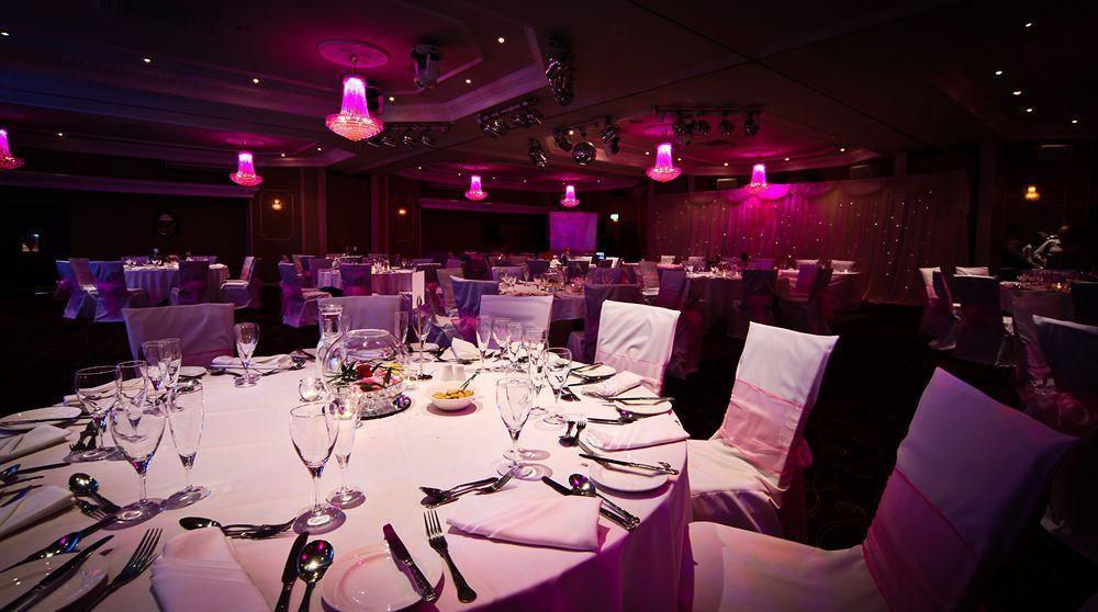 Stradey Park Hotel Llanelli Bagian luar foto